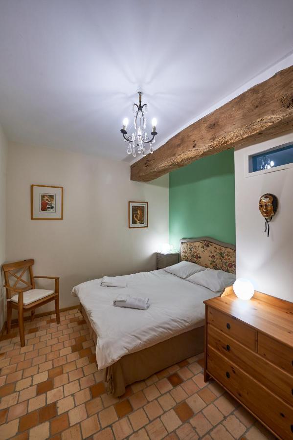 Gite La Terrasse - Manoir Le Plessix Madeuc Corseul Εξωτερικό φωτογραφία