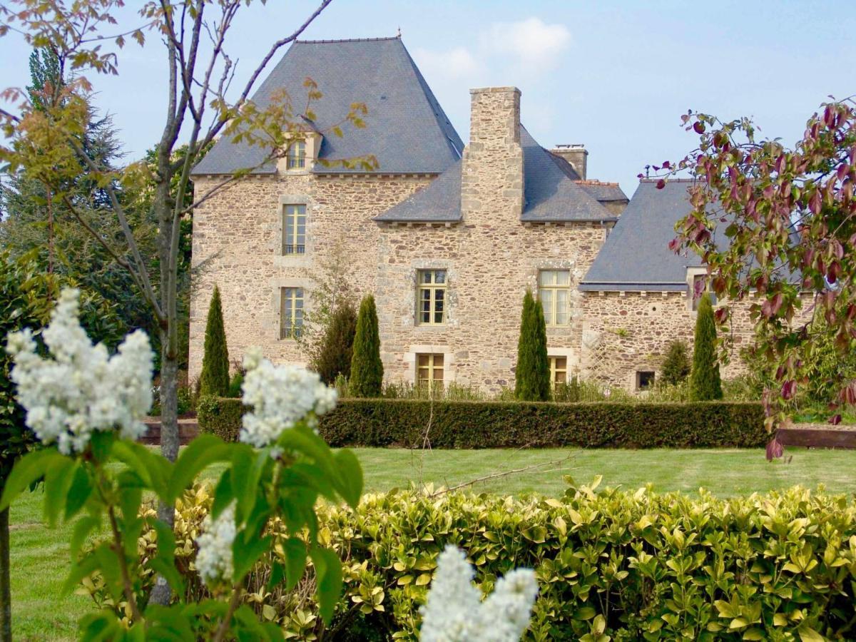 Gite La Terrasse - Manoir Le Plessix Madeuc Corseul Εξωτερικό φωτογραφία